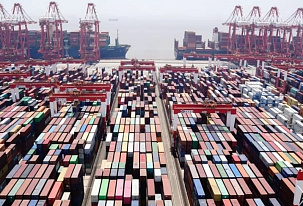 Der weltgrößte Hafen von Shanghai steigerte den Containerumschlag im Januar um 18 %